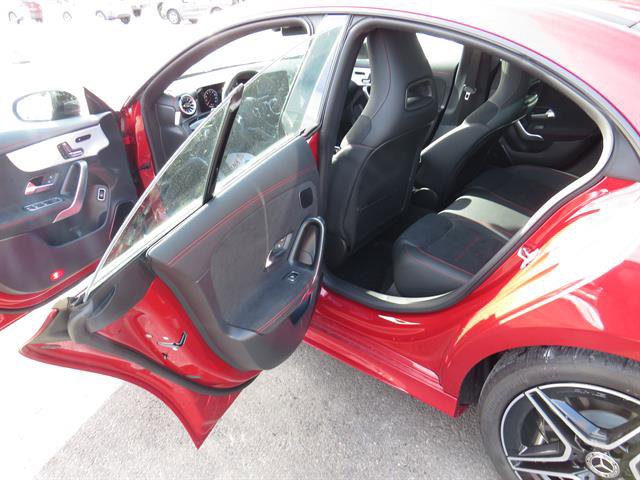 Used 2025 Mercedes-Benz CLA 250 4MATIC image 19