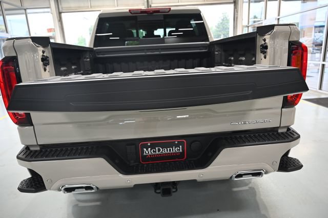 New 2026 GMC Sierra 1500 Denali AWD/4WD image 7