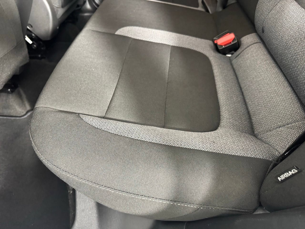 Used 2025 Chevrolet TrailBlazer LT AWD/4WD image 27