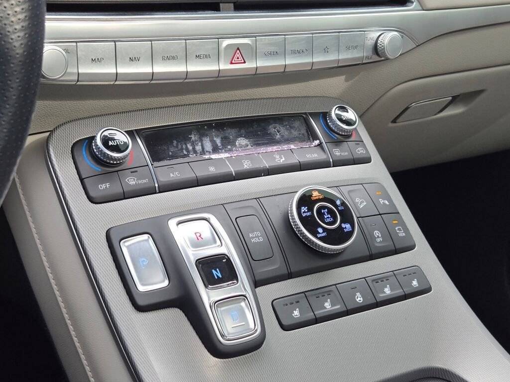 Used 2022 Hyundai Palisade Calligraphy image 27