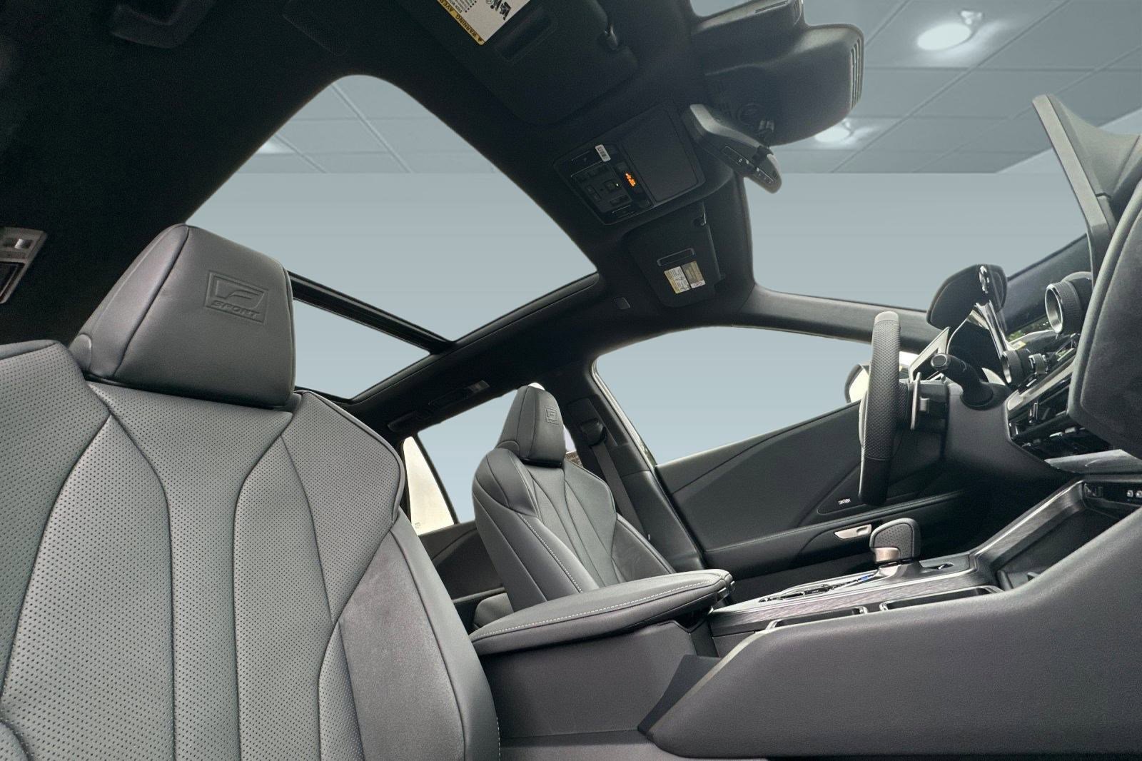 New 2026 Lexus TX 500h AWD image 13