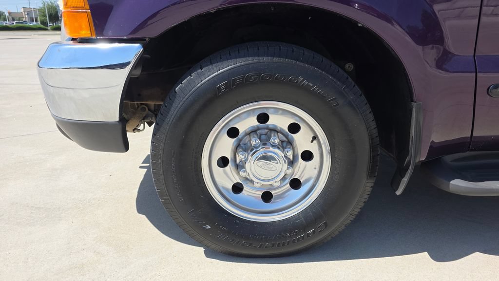Used 1999 Ford F250 XLT RWD image 10