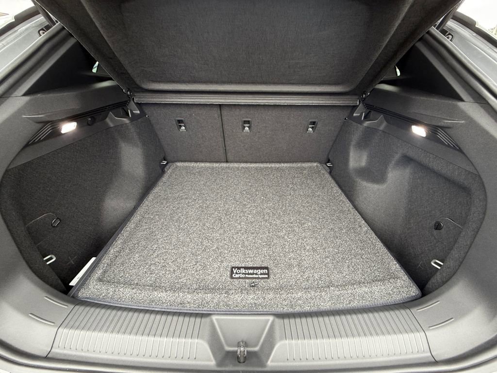 New 2025 Volkswagen ID.4 Pro image 19