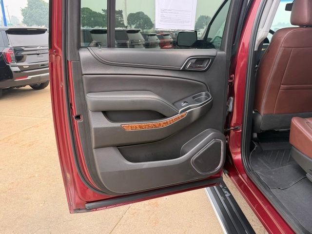 Used 2019 Chevrolet Suburban Premier w/ Premier Plus Edition AWD/4WD image 41