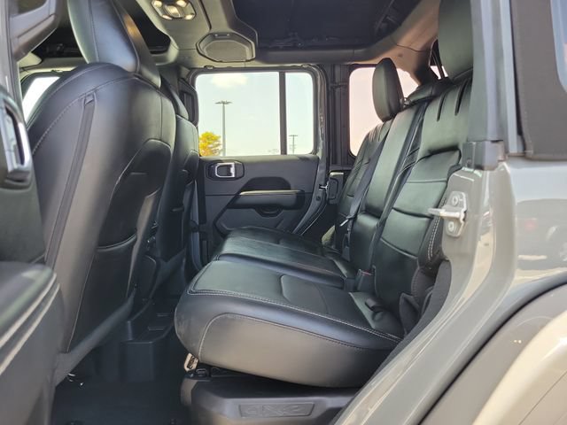 Used 2022 Jeep Wrangler Unlimited Sahara AWD/4WD image 10