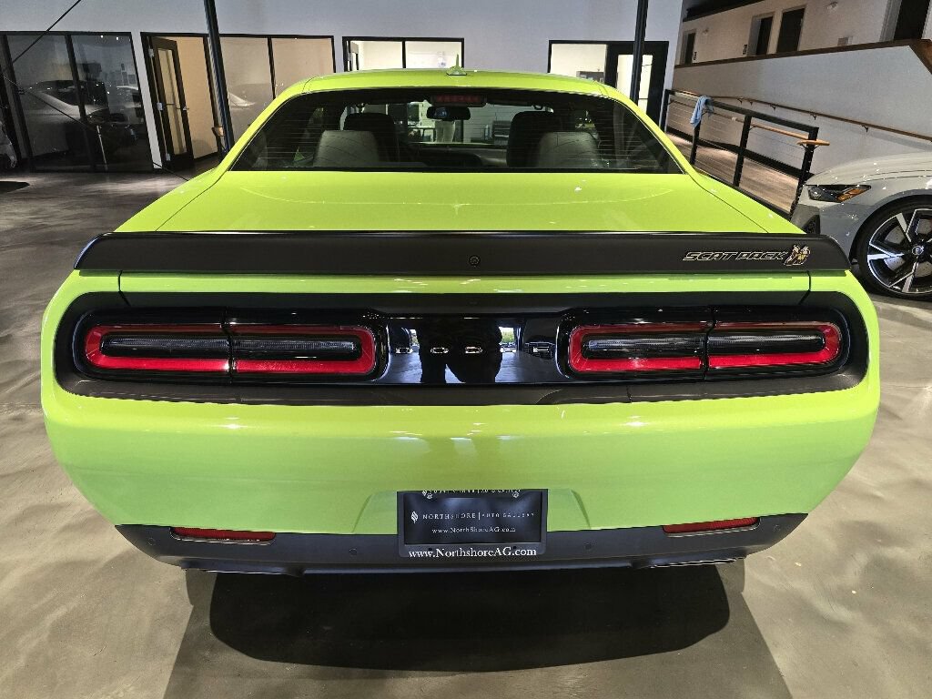 Used 2023 Dodge Challenger R/T Scat Pack RWD image 6