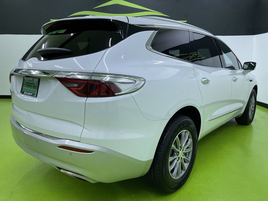 Used 2023 Buick Enclave Essence FWD image 10