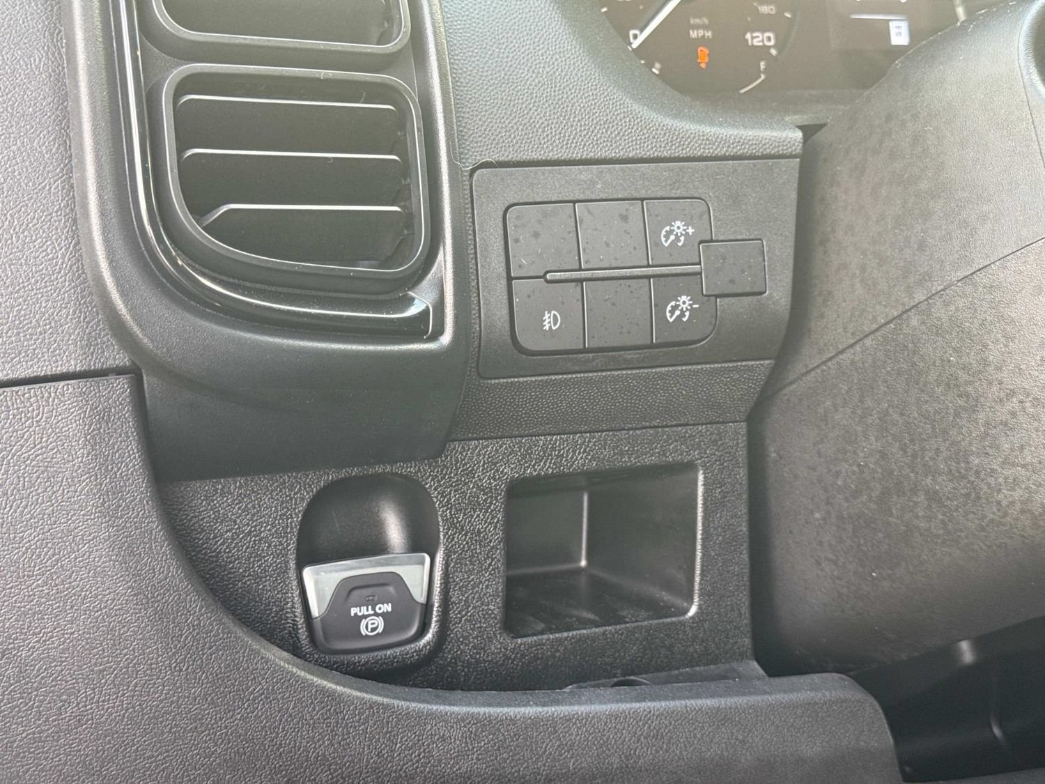 New 2026 RAM ProMaster 1500 w/ Convenience Group FWD image 28