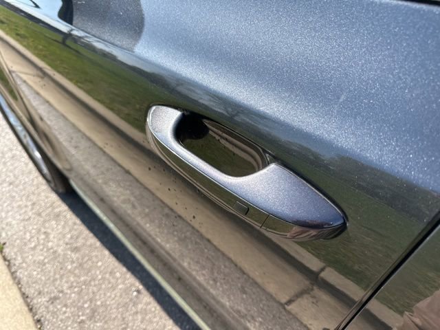 Used 2022 Kia Telluride LX image 30