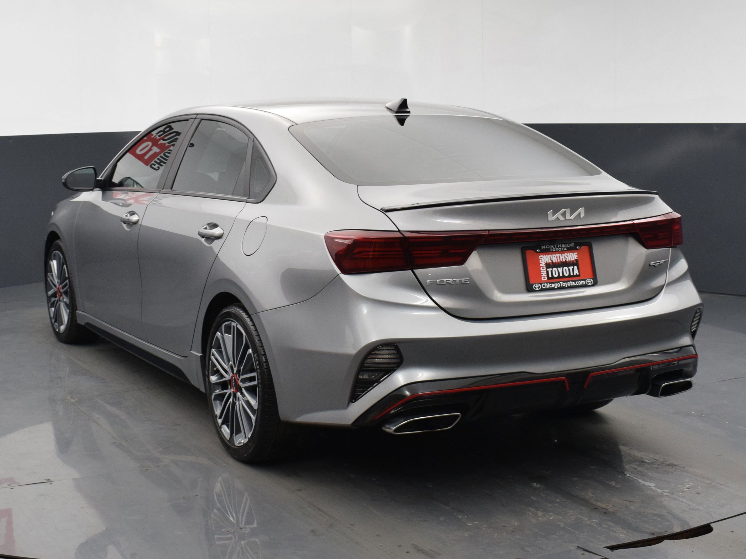 Used 2024 Kia Forte GT FWD image 3