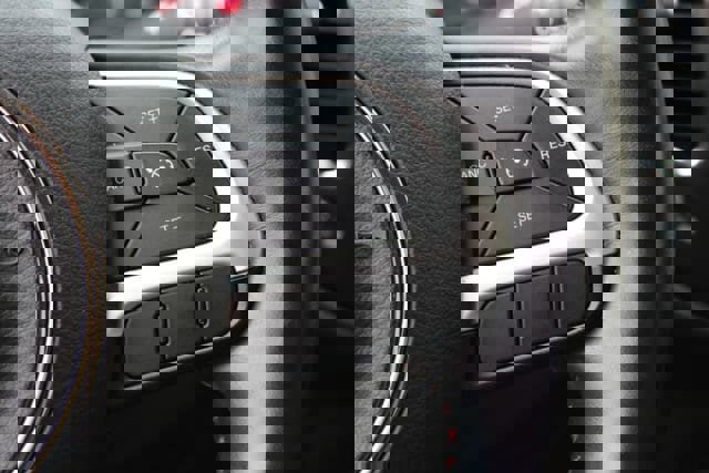 Used 2017 Jeep Compass Trailhawk AWD/4WD image 12