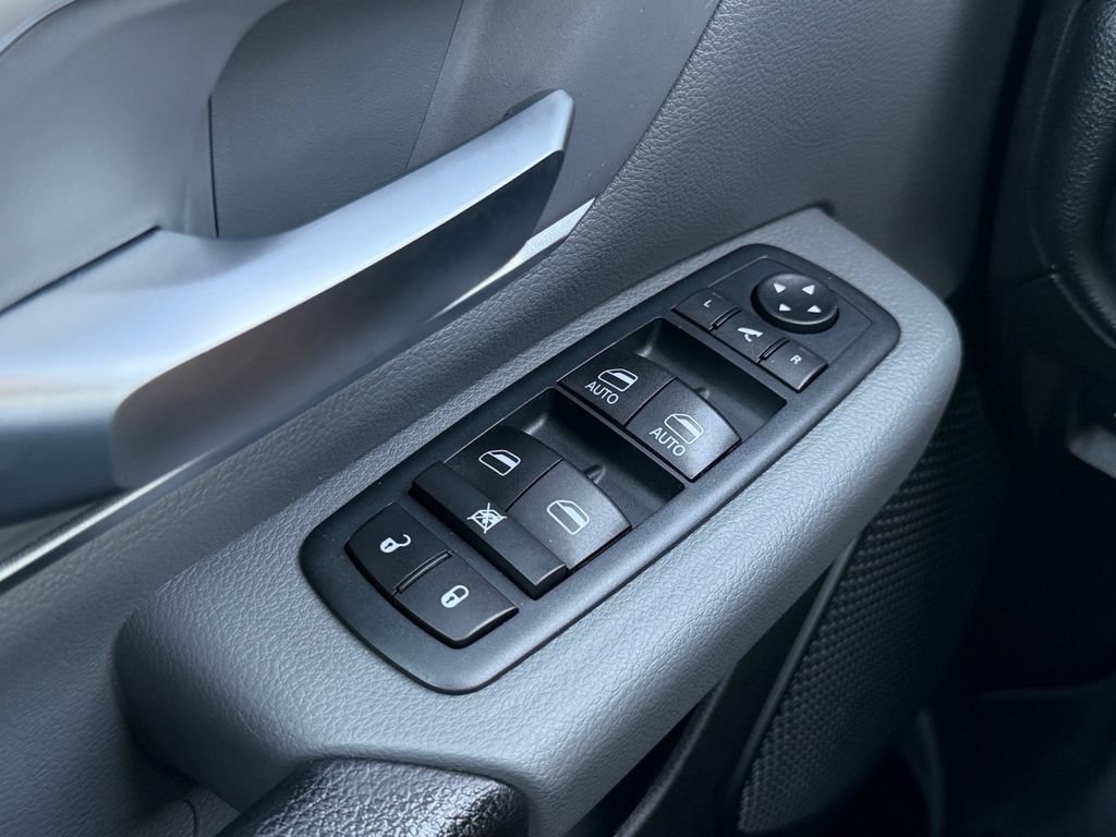 Used 2020 RAM 1500 Big Horn AWD/4WD image 23