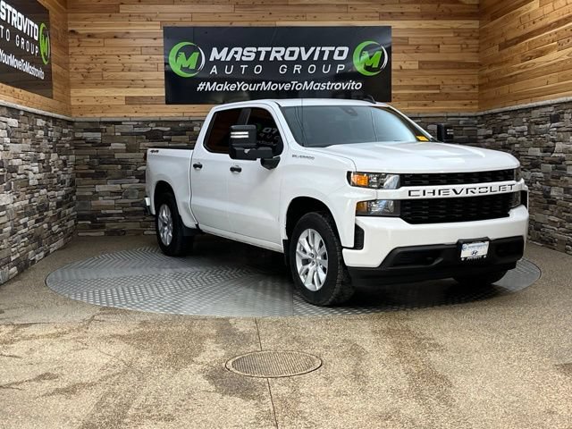 Used 2021 Chevrolet Silverado 1500 Custom w/ Custom Max Trailering Package AWD/4WD image 2