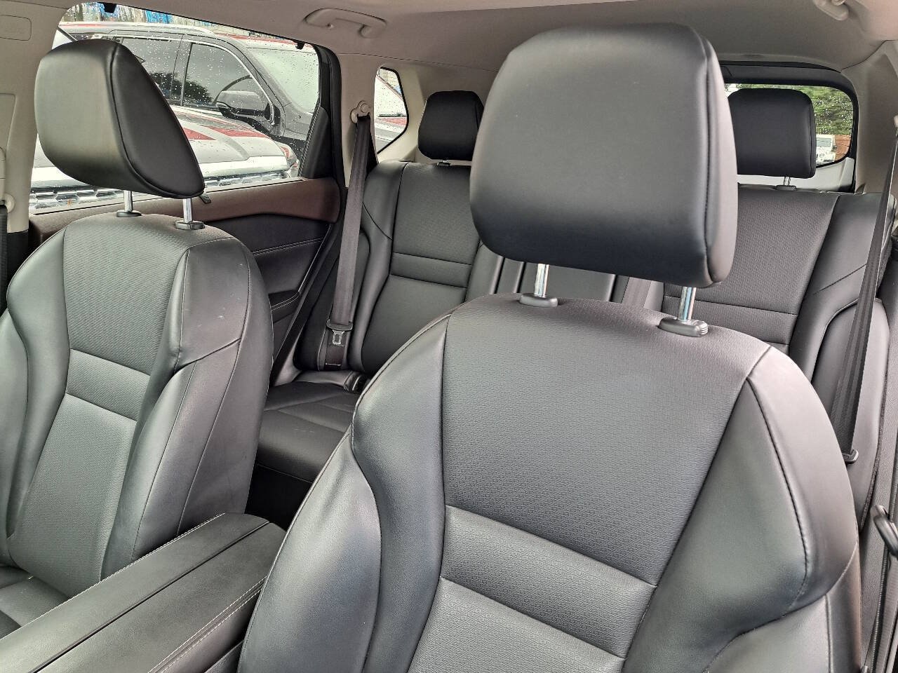 Used 2021 Nissan Rogue SV w/ Premium Package AWD/4WD image 2