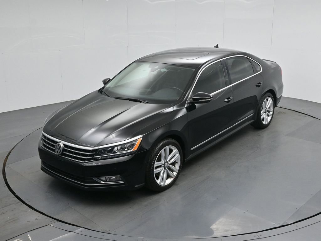 Used 2016 Volkswagen Passat 3.6 SEL Premium image 34