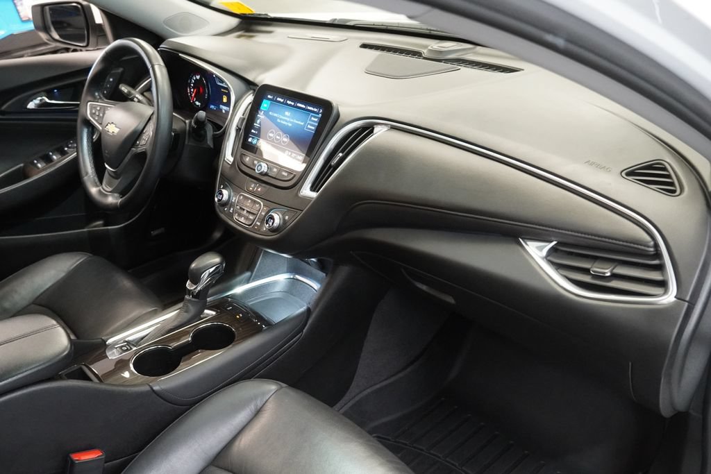 Used 2023 Chevrolet Malibu LT w/ Driver Confidence Package FWD image 26
