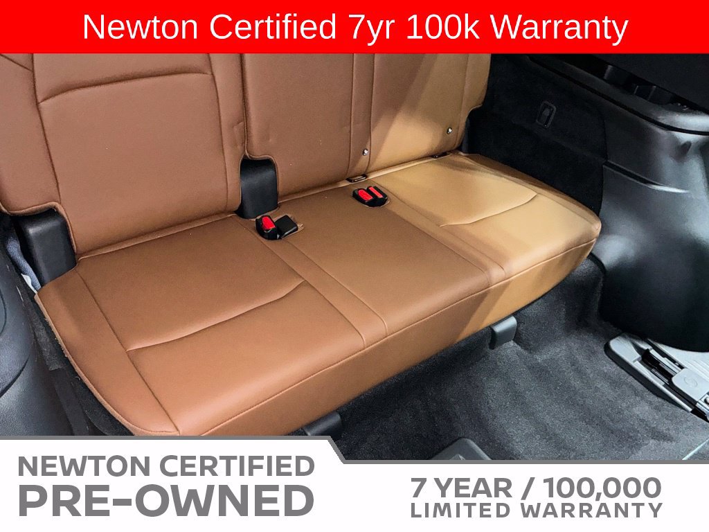 Used 2025 Nissan Pathfinder Platinum w/ Cargo Package FWD image 24