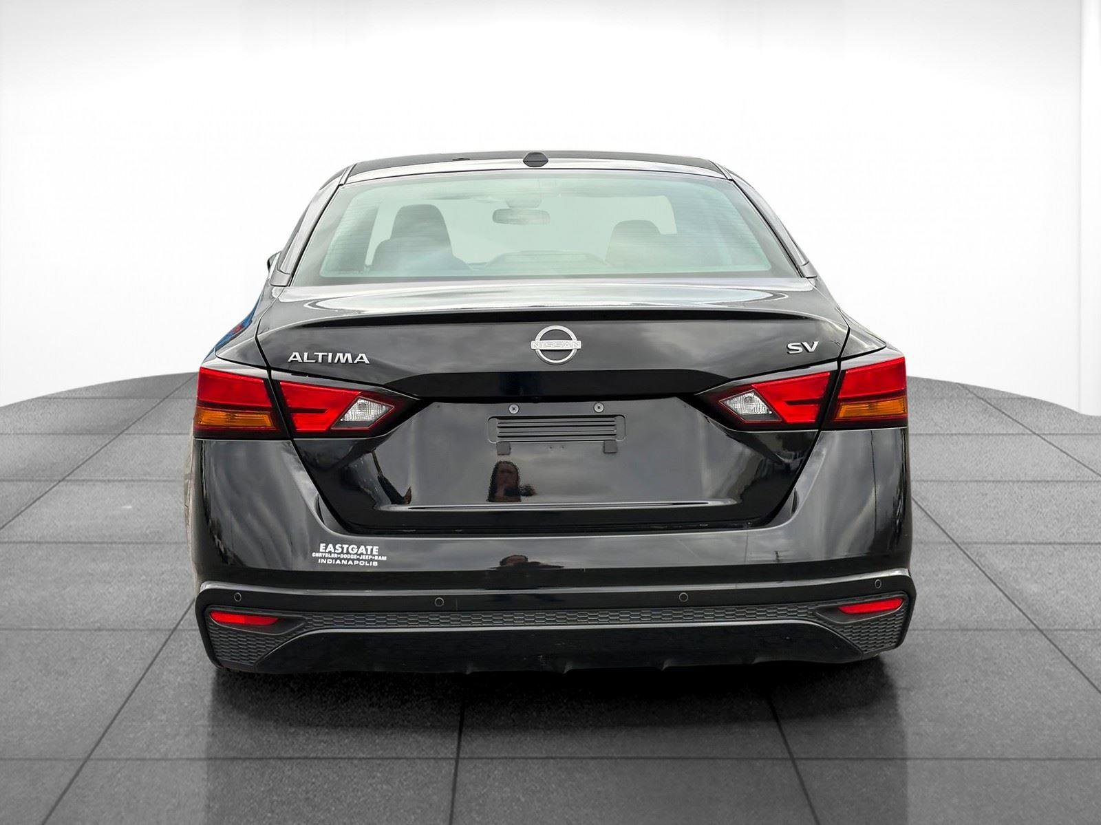 Used 2024 Nissan Altima 2.5 SV image 6