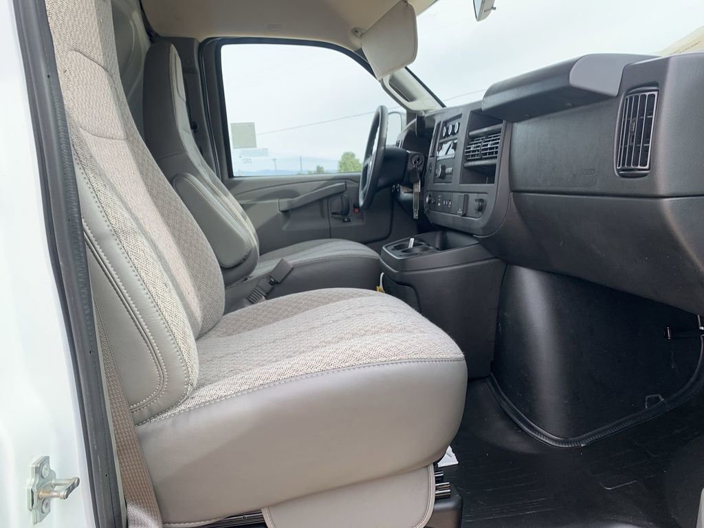 New 2025 Chevrolet Express 2500 w/ Driver Convenience Package RWD image 26