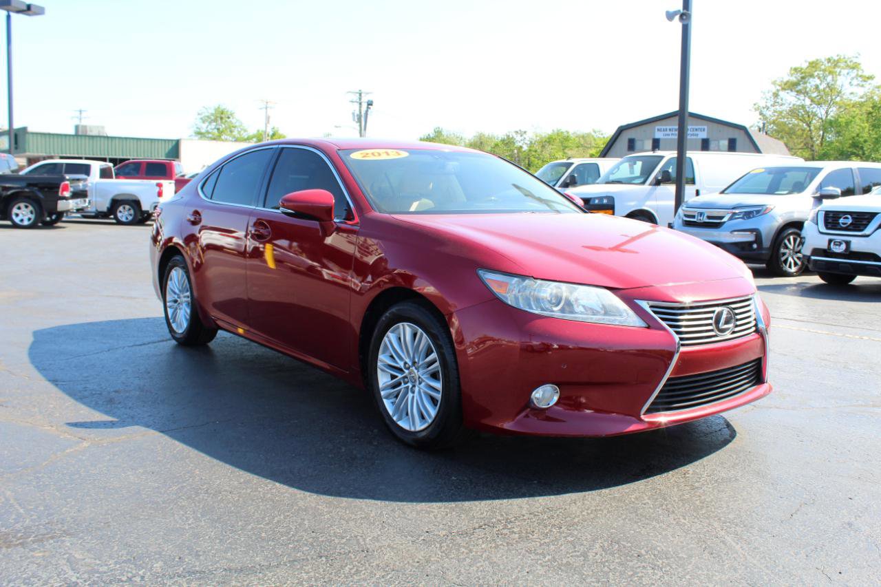 Used 2013 Lexus ES 350 w/ Luxury Pkg FWD image 3