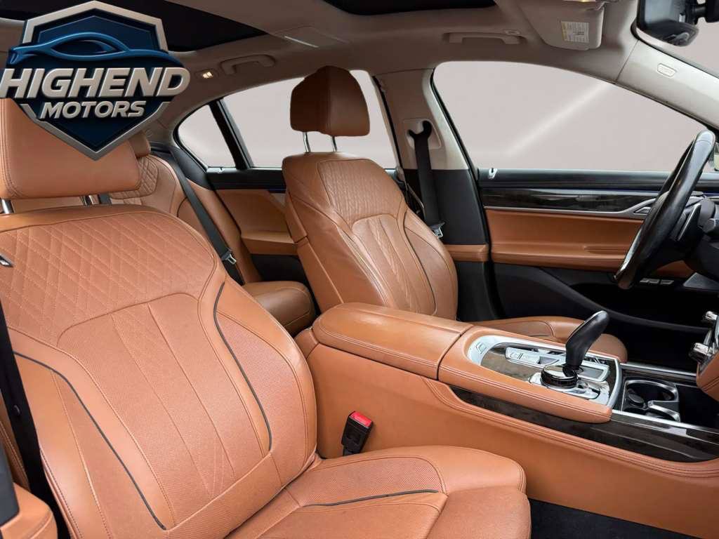 Used 2018 BMW 750i xDrive AWD/4WD image 22
