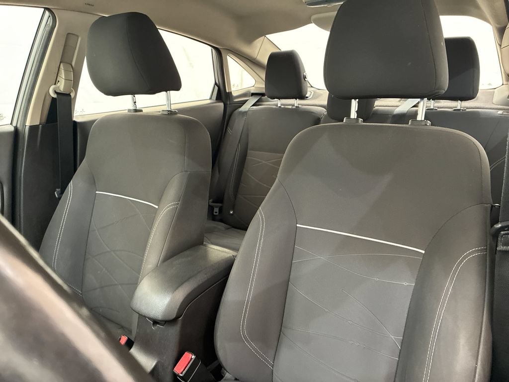 Used 2014 Ford Fiesta SE FWD image 10