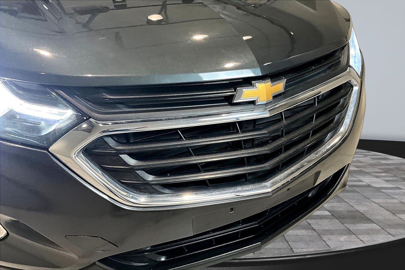 Used 2020 Chevrolet Equinox LT FWD image 32