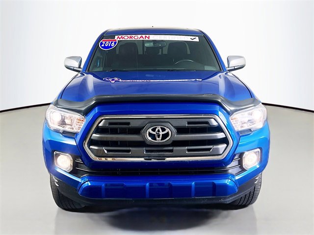 Used 2016 Toyota Tacoma Limited image 2