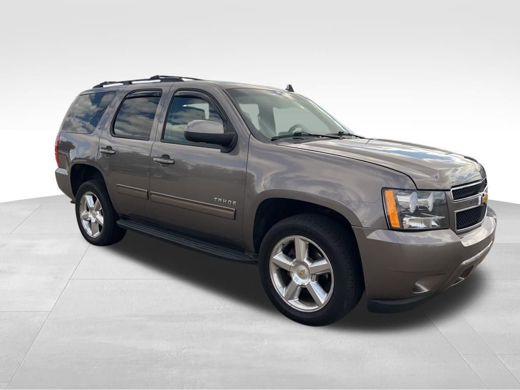 Used 2011 Chevrolet Tahoe LT image 2