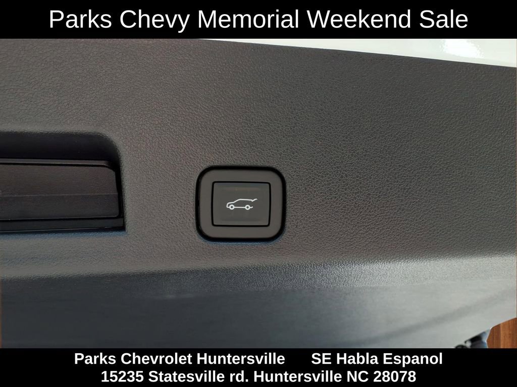 New 2026 Chevrolet Traverse LT w/ Driver Confidence Package FWD image 34