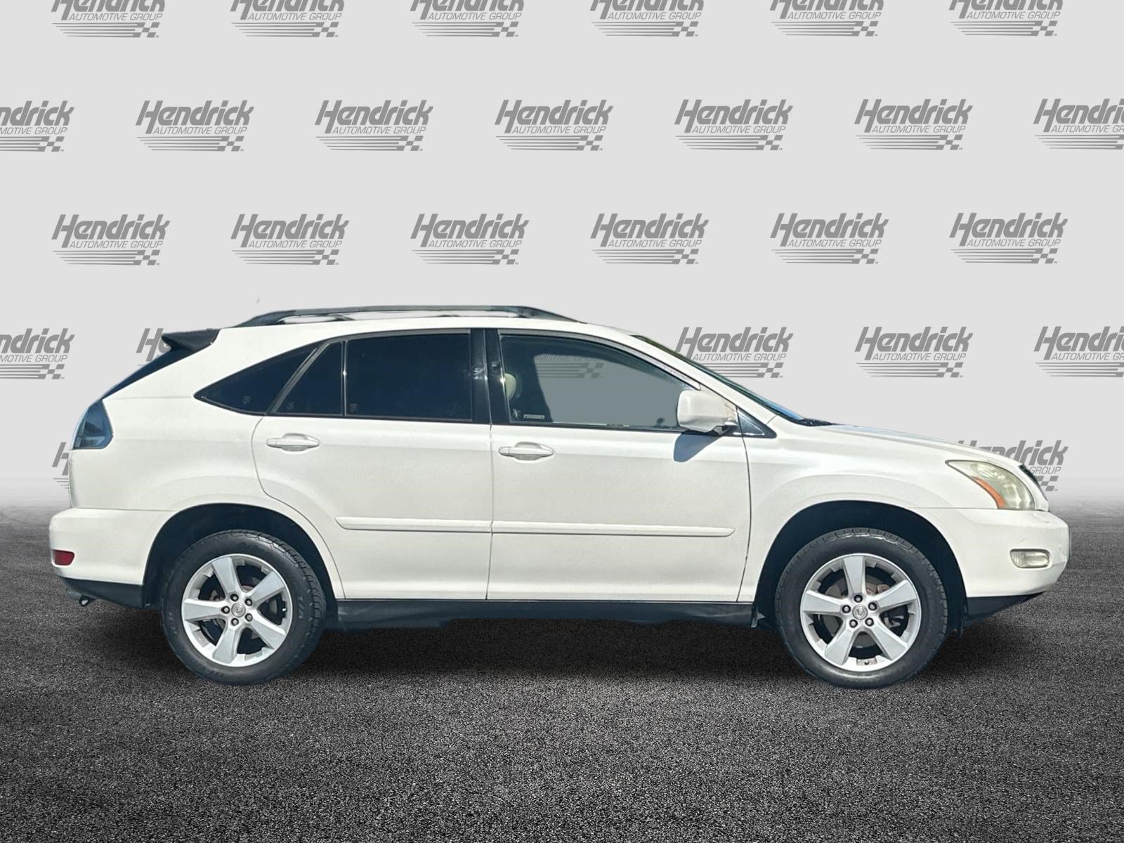 Used 2006 Lexus RX 330 AWD w/ Premium Plus Pkg image 3