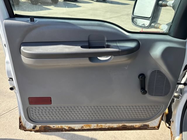 Used 2003 Ford F250 XL AWD/4WD image 17