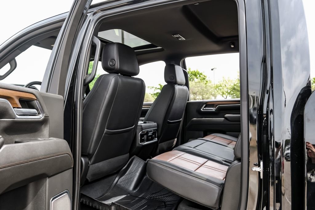 Used 2024 Chevrolet Silverado 2500 High Country w/ High Country Premium Package image 49