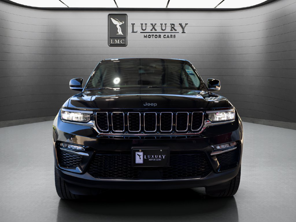 Used 2023 Jeep Grand Cherokee 4WD 4xe image 3