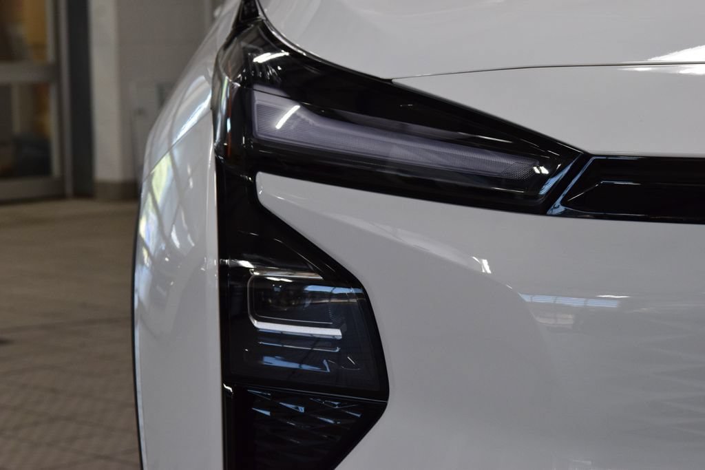 New 2027 Chevrolet Bolt LT FWD image 12