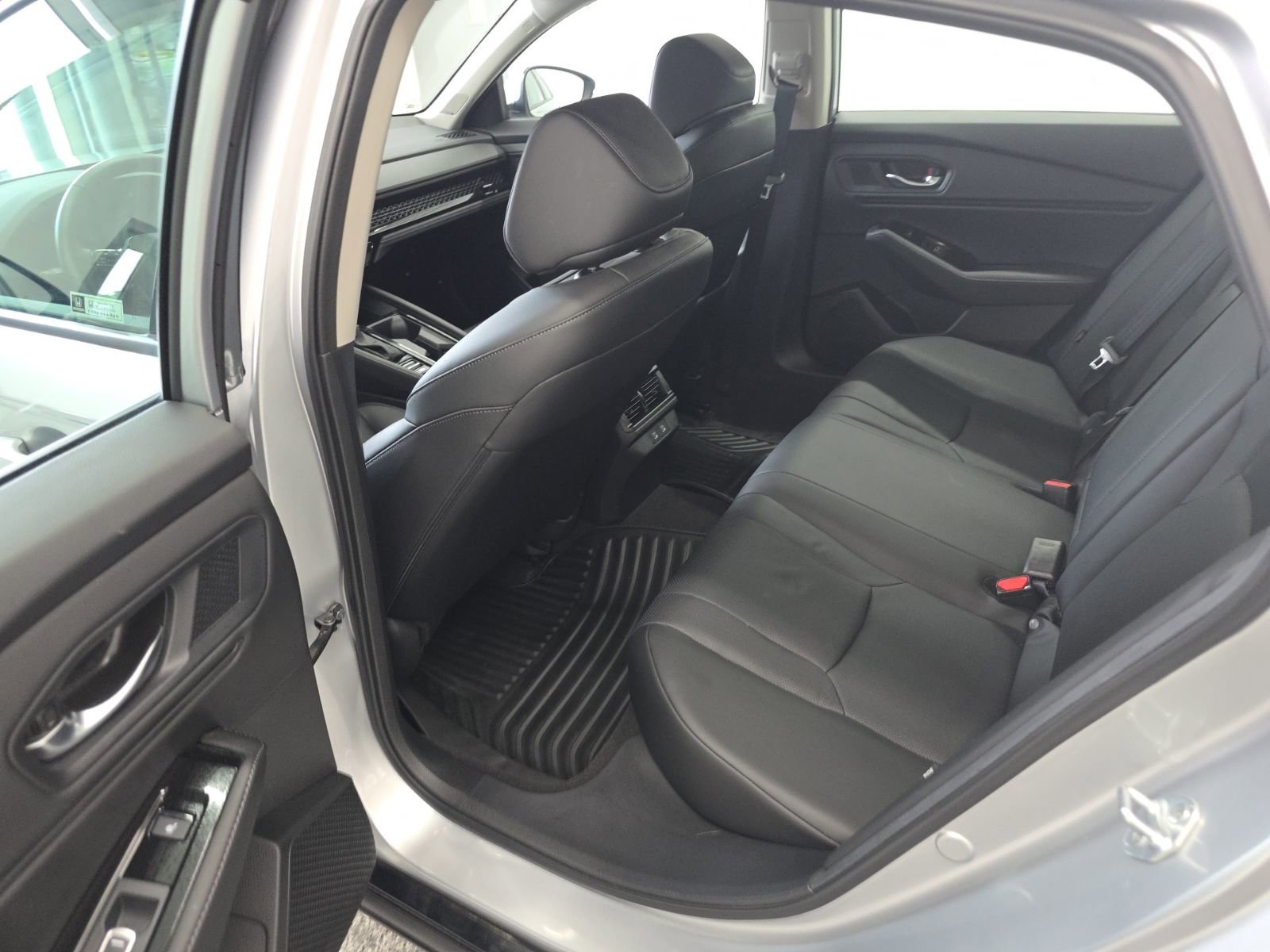 Used 2024 Honda Accord Touring image 14