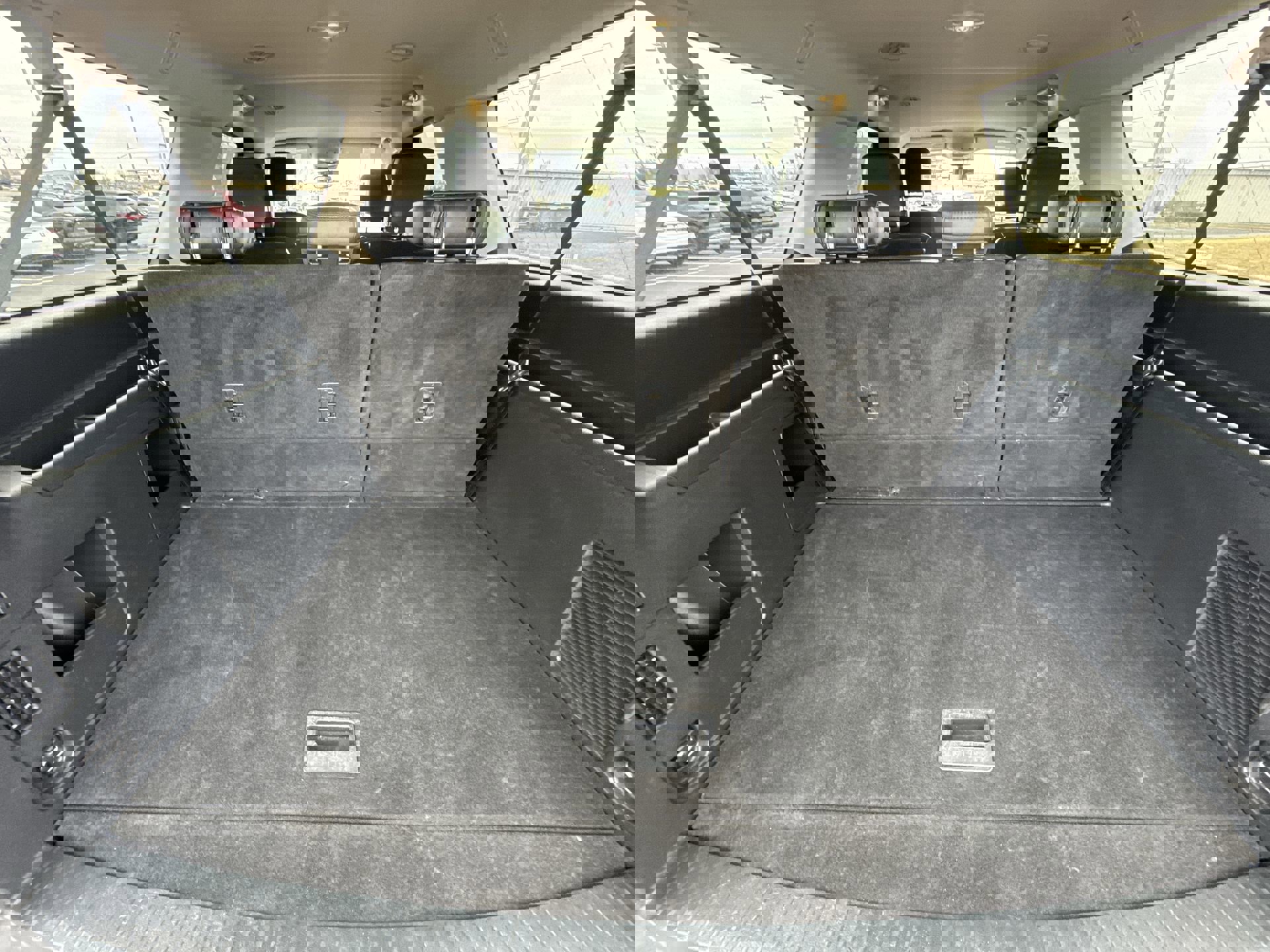 Used 2024 Ford Expedition Max XLT image 26