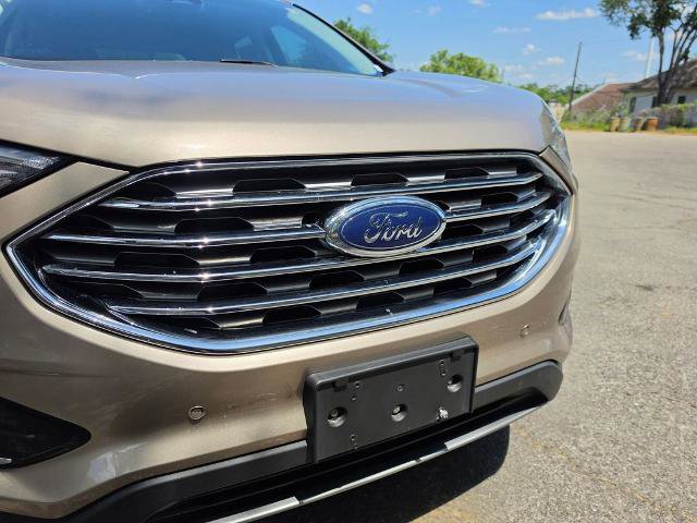 Certified 2021 Ford Edge Titanium FWD image 17