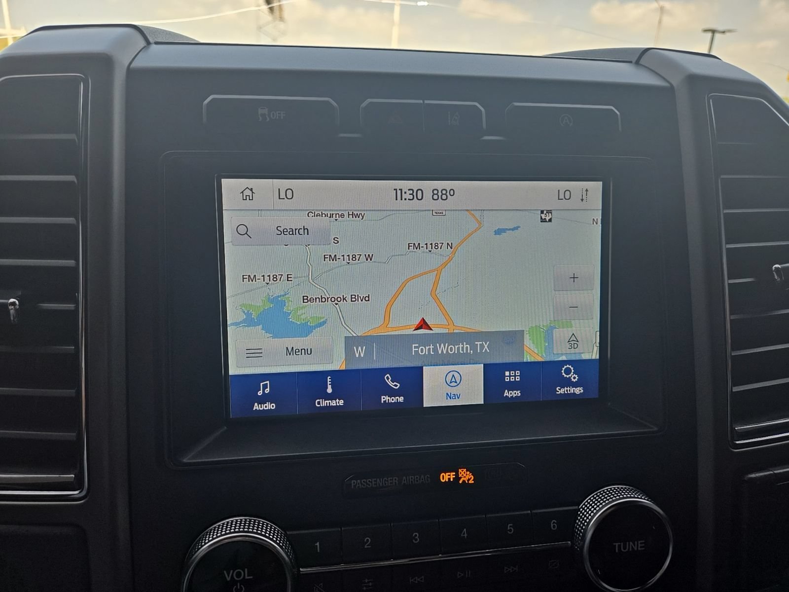 Used 2020 Ford Expedition XLT w/ Equipment Group 202A RWD image 16