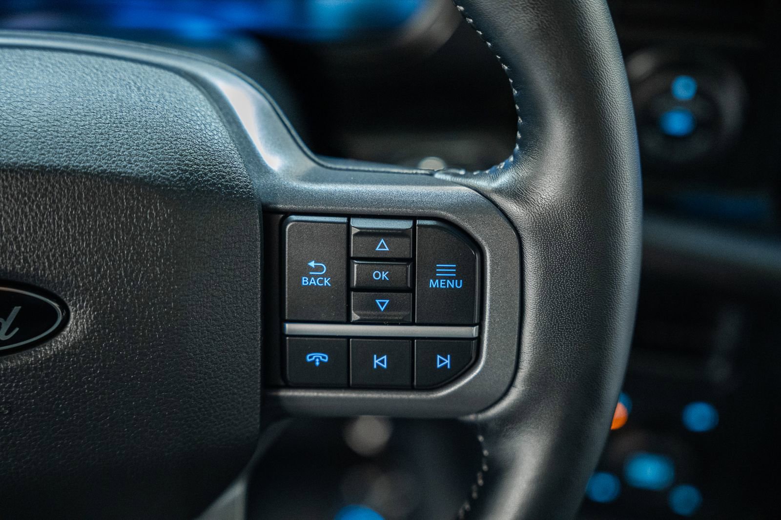 Certified 2024 Ford F150 Lariat AWD/4WD image 36