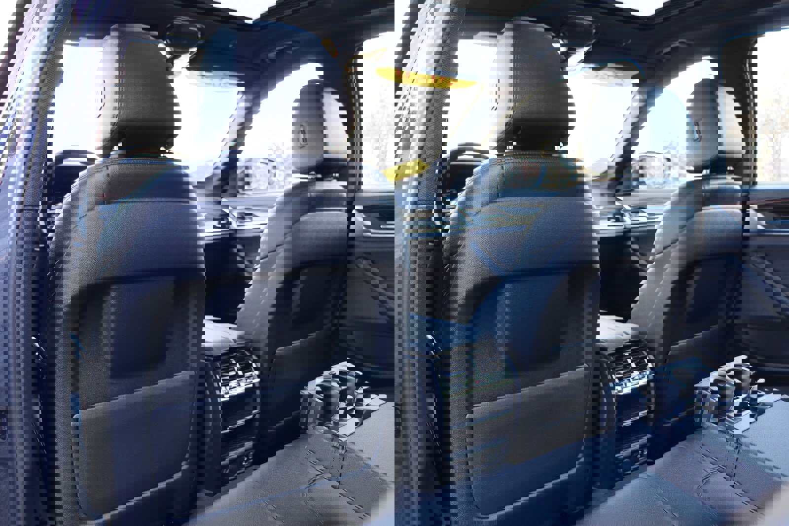 Used 2020 BMW 530i xDrive image 13