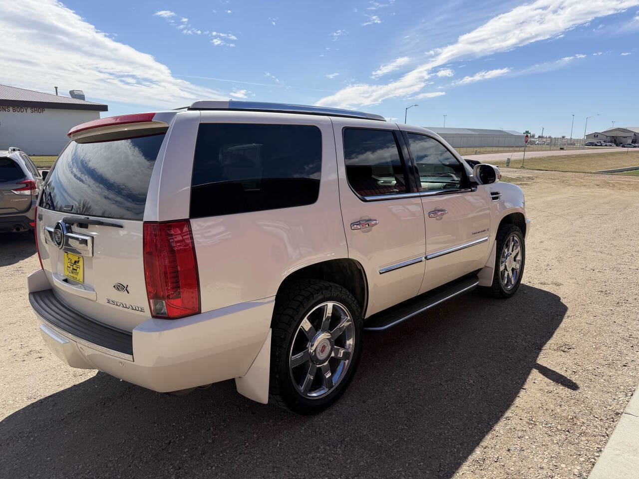 Used 2009 Cadillac Escalade AWD image 6