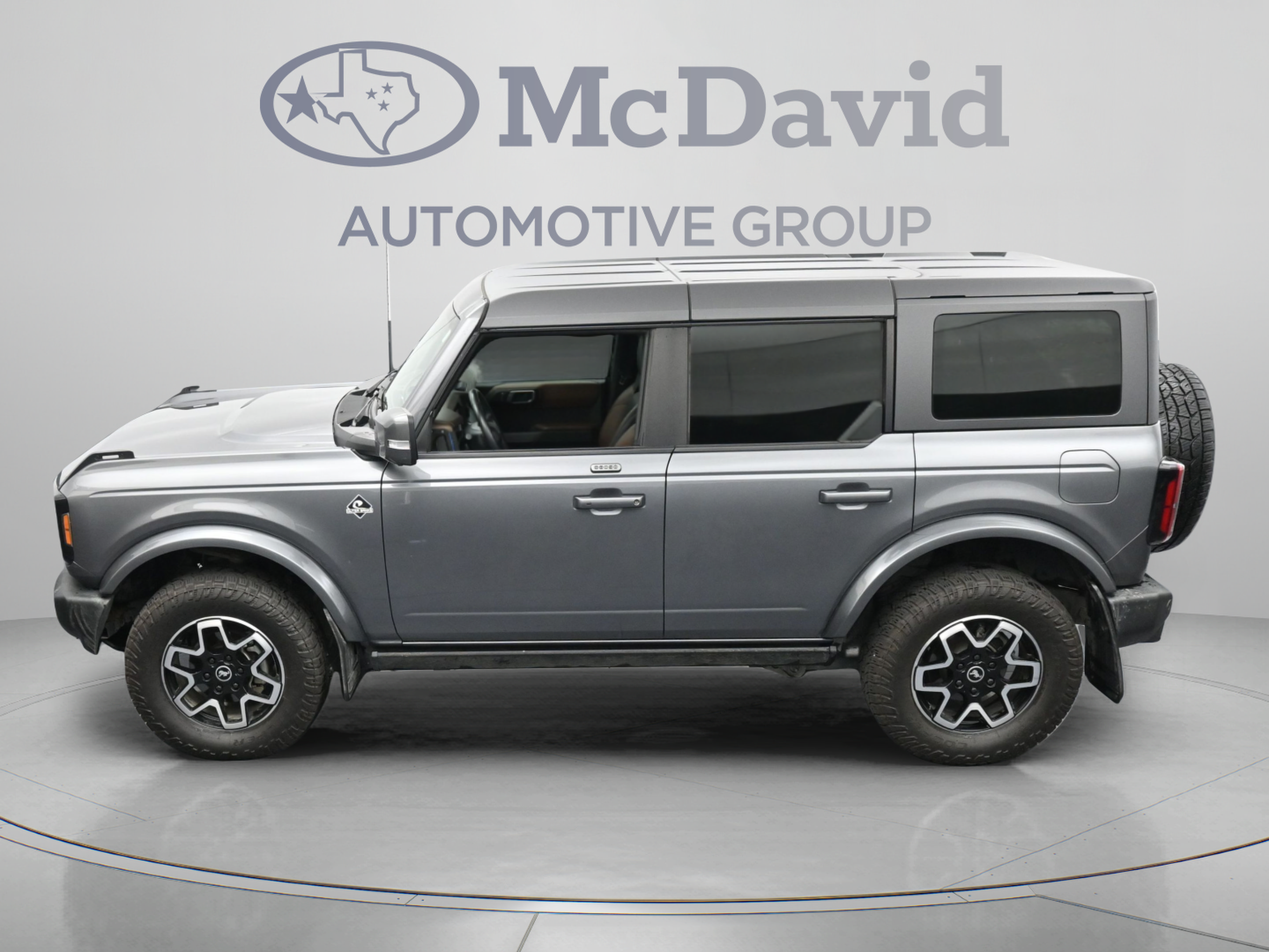 Used 2023 Ford Bronco Outer Banks AWD/4WD image 35