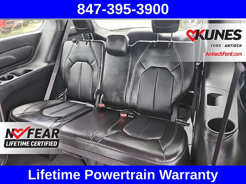 Used 2025 Chrysler Pacifica Select FWD image 39