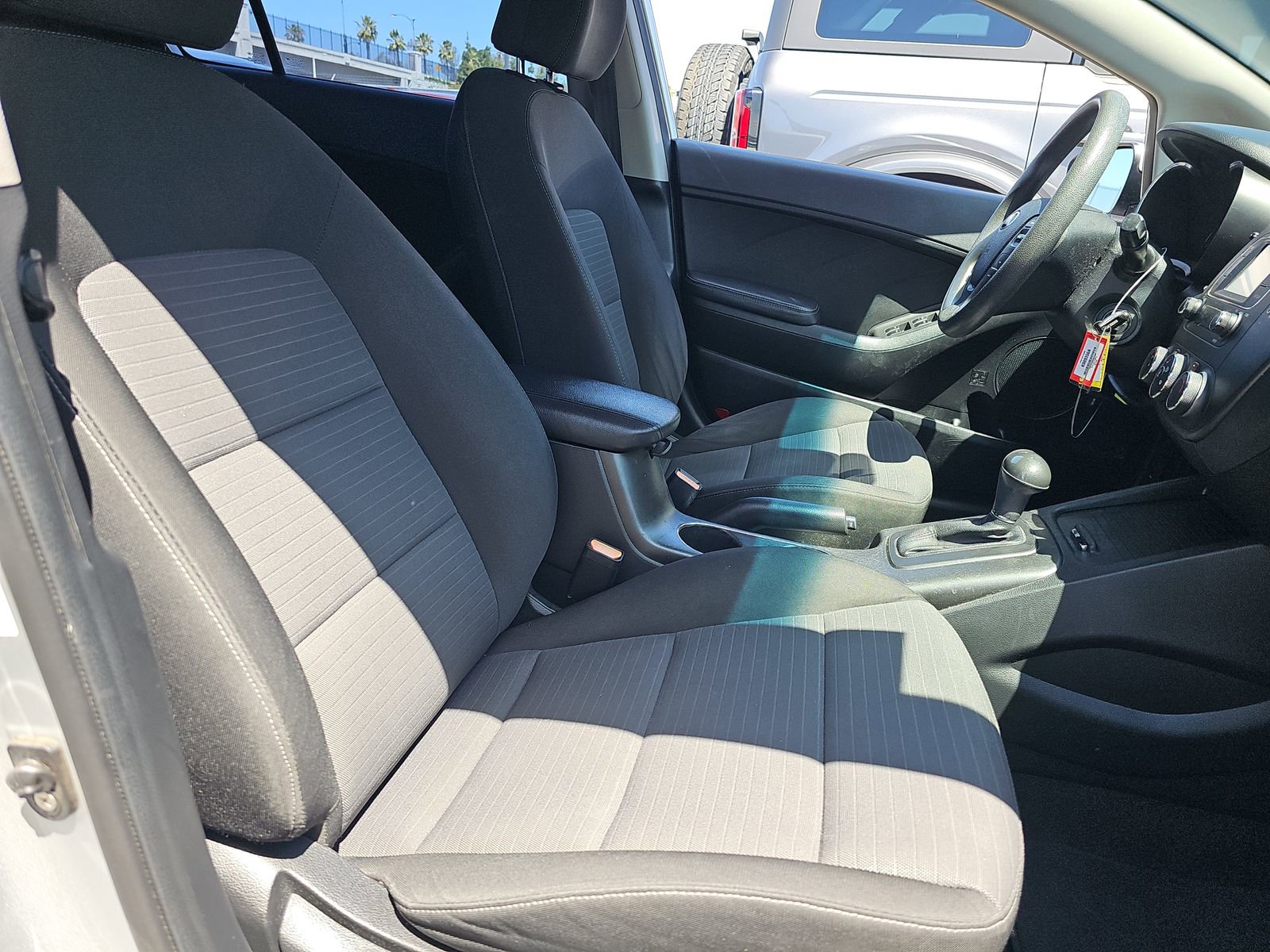 Used 2016 Kia Forte LX w/ LX Popular Plus Package FWD image 13