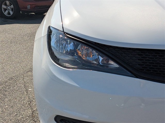 New 2026 Chrysler Voyager LX image 10