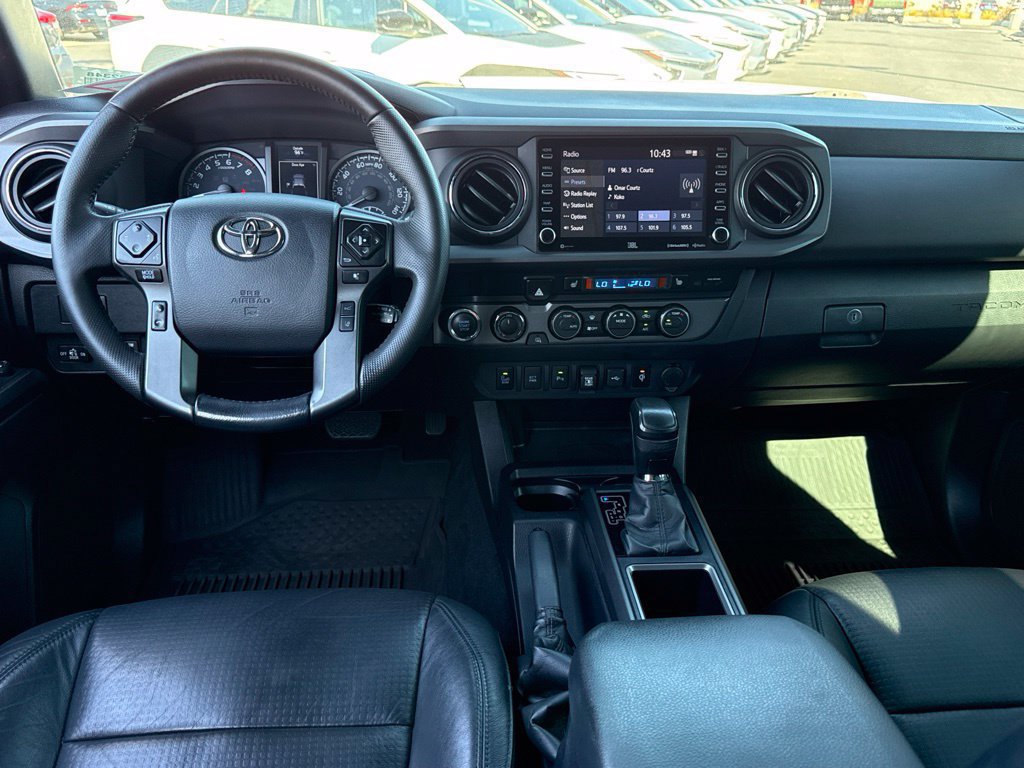 Used 2021 Toyota Tacoma TRD Off-Road w/ TRD Premium Off Road Package AWD/4WD image 31