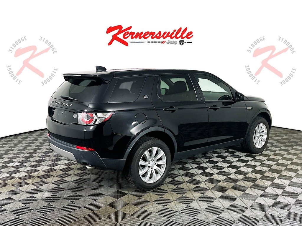 Used 2019 Land Rover Discovery Sport SE image 7