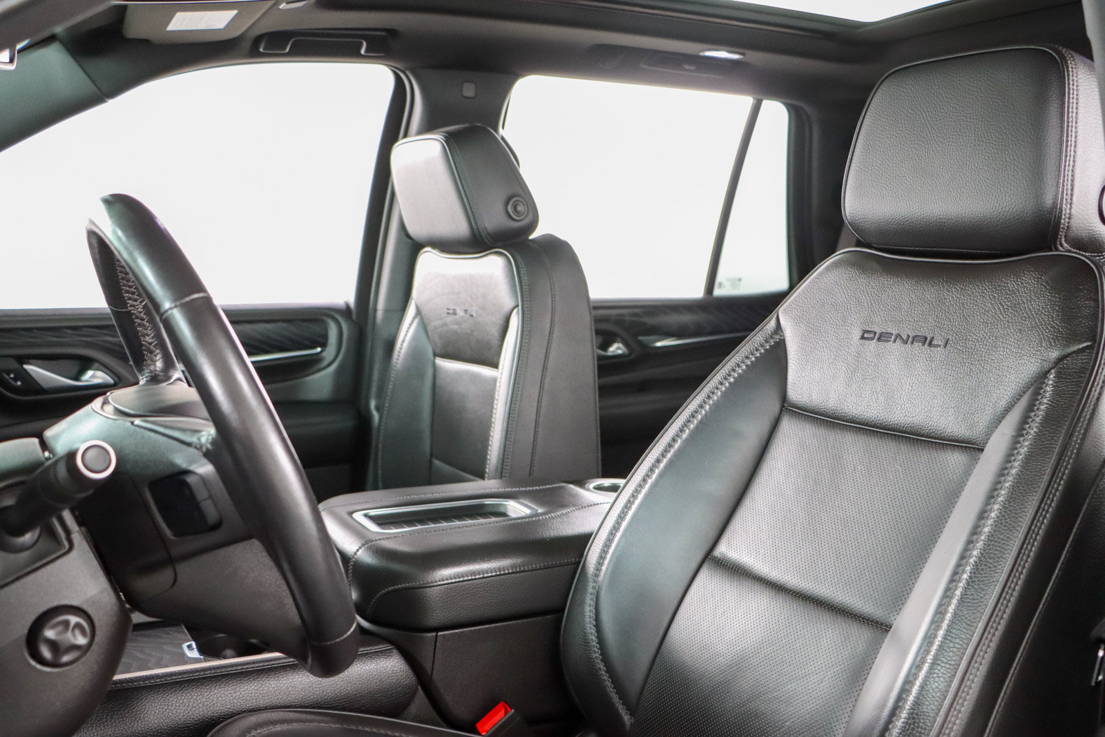 Used 2022 GMC Yukon Denali AWD/4WD image 27
