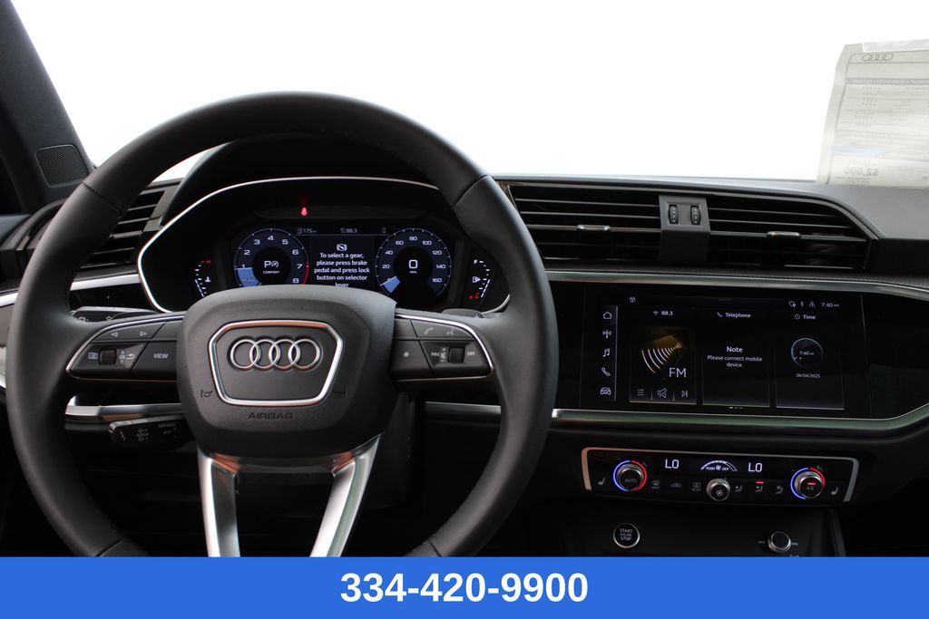New 2025 Audi Q3 2.0T Premium image 23